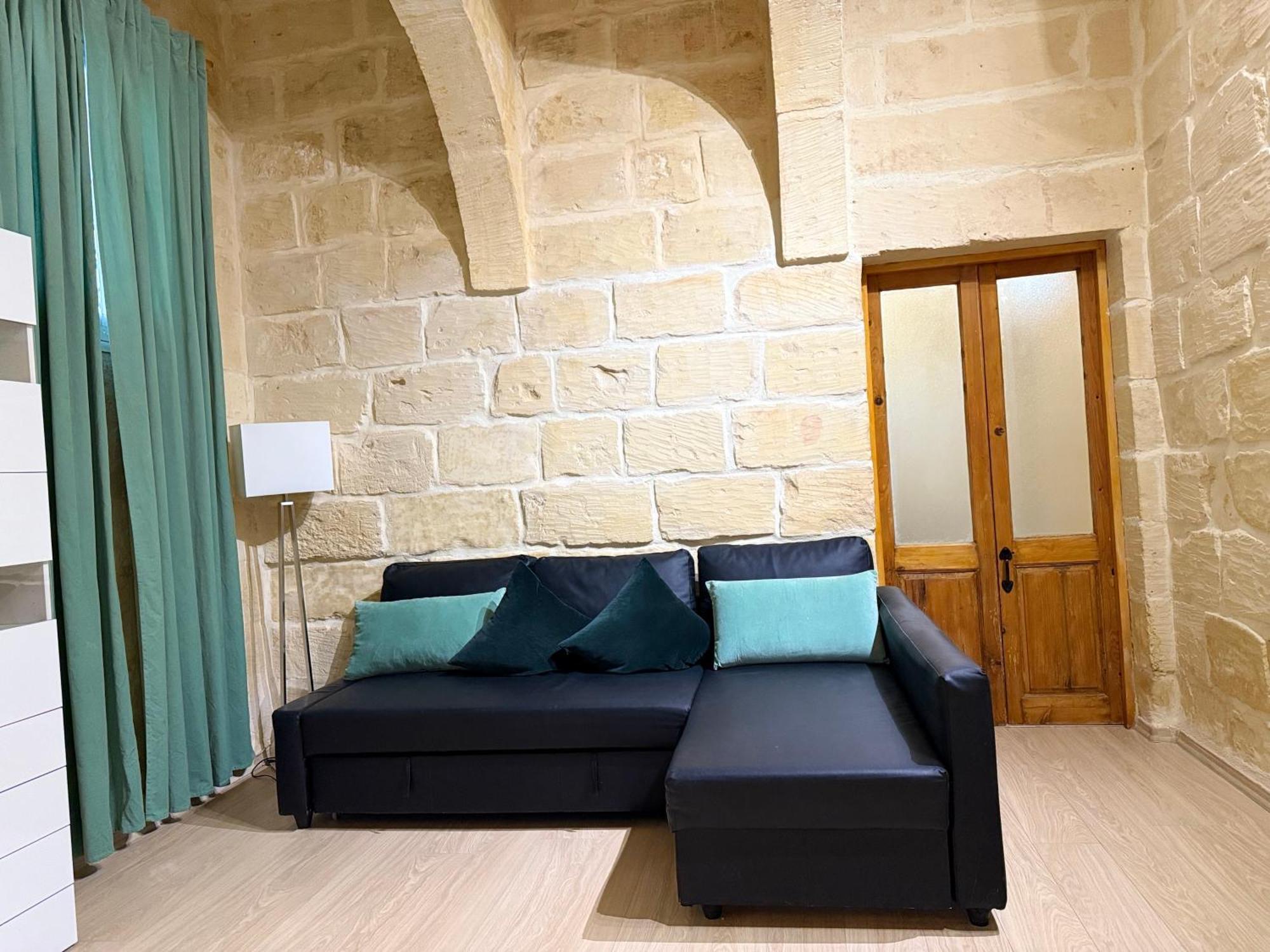 St Elias Apartment Saint Julian's Exterior photo